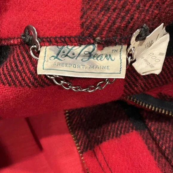 VINTAGE L.L BEAN PLAID RED FIELD JACKET - Picture 12 of 14